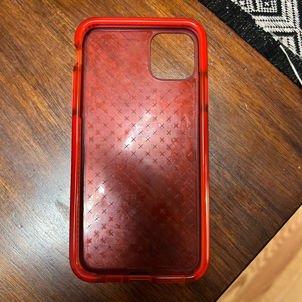 11 pro max Tech21 case